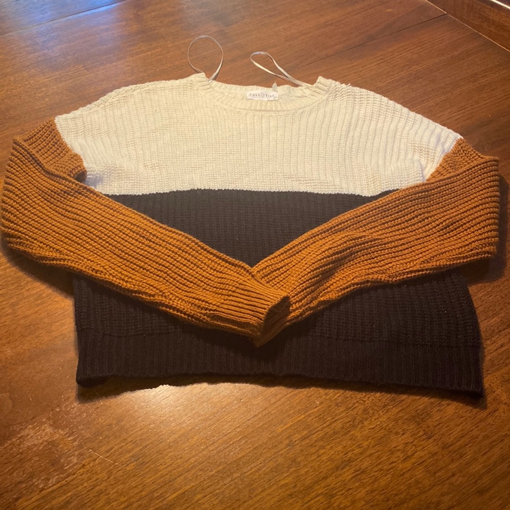 Full Tilt cropped sweater
